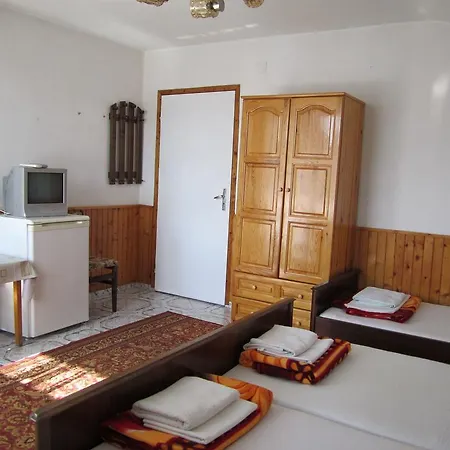 Central Guesthouse