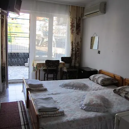 Central Guesthouse בית הארחה