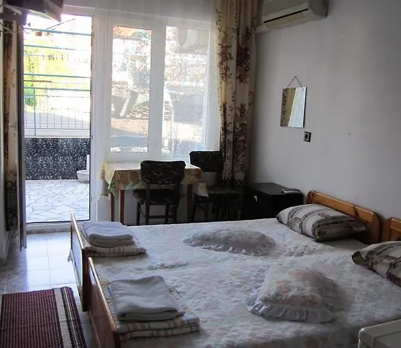 Central Guesthouse Vendégház